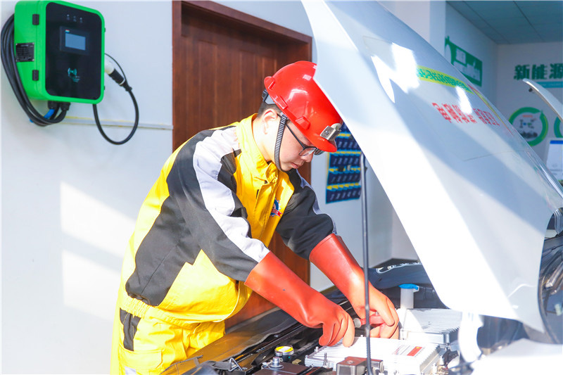 沒有穩(wěn)定的工作，只有穩(wěn)定的能力 | 年輕人為什么必須掌握一門技術(shù)？