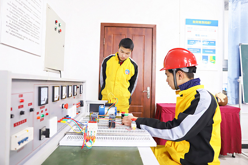 我想學電工：電工證怎么考？電工都學什么可以去哪里工作？