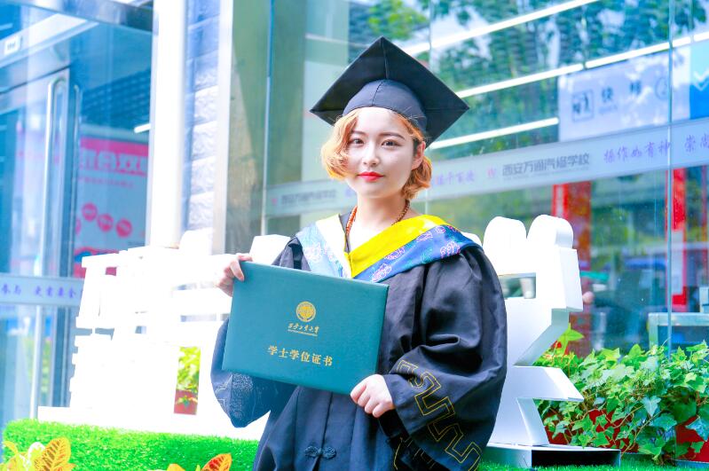 中考落榜？西安萬通汽車學(xué)校為你打開職業(yè)教育新篇章