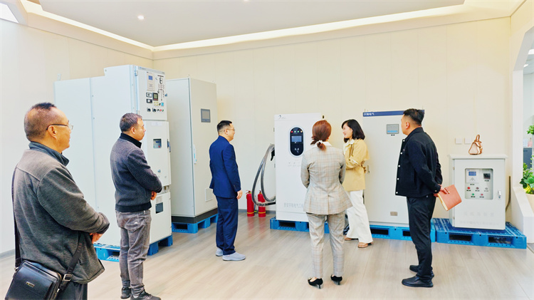 西安萬通汽車學校受邀走進西安宇翔，共探校企合作新深度