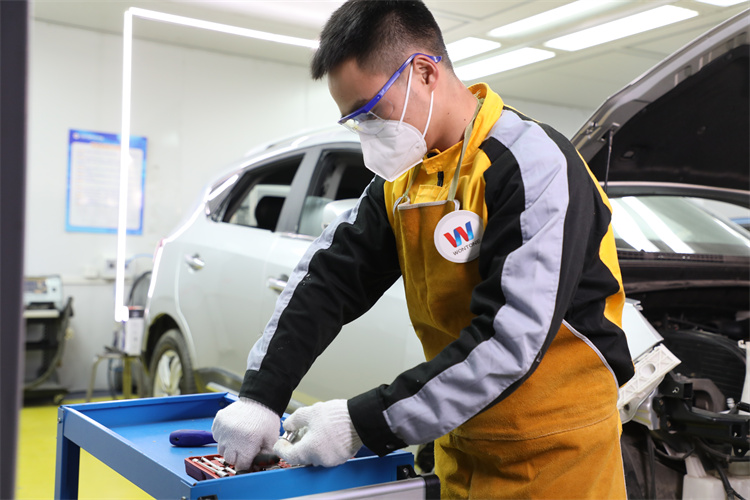 為什么勸現在的年輕人要學一門技術？年輕人學技術有哪些好處？?