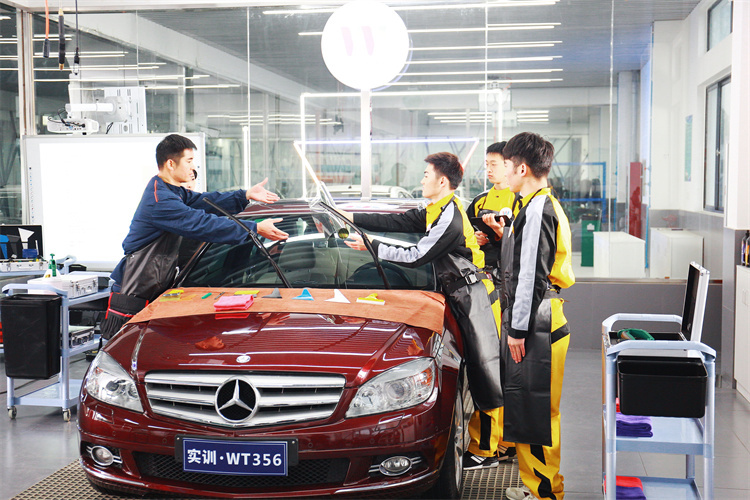 過年別催啦！考不上普高天塌了？選擇職業教育也可出人頭地！