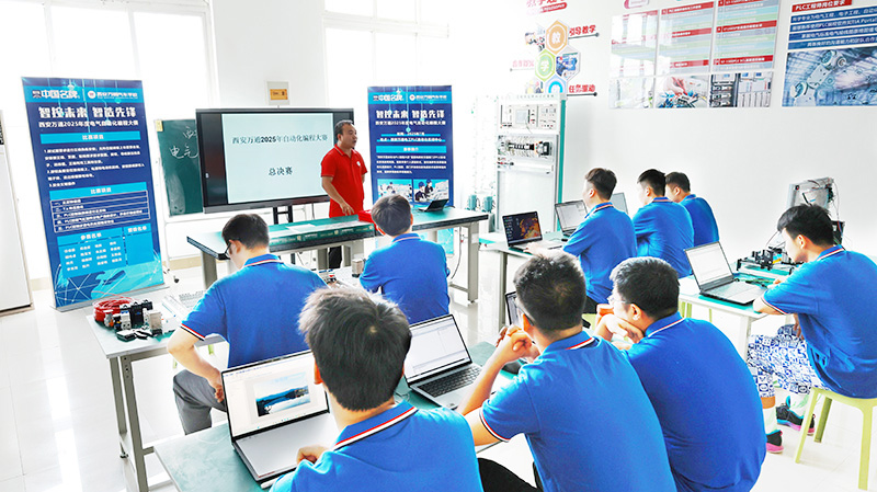 高中畢業學PLC技術怎么樣？西安萬通助你成為“工業大腦”的架構師！