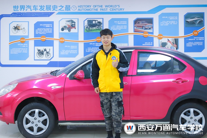 【新創客】王旭:腳下有路 眼里有光