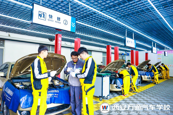 西安萬通學子豐富的實訓課堂 西安萬通學子豐富的實訓課堂