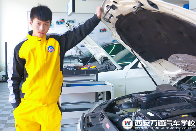 初中生學什么技術好?西安萬通學汽修 初中生學什么技術好?西安萬通學汽修