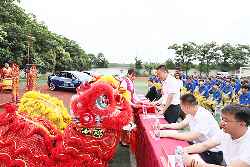 校企合作，共創未來，2023大型校企合作簽約5