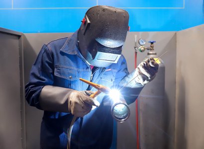 二保焊和氬弧焊有什么區別？二保焊操作注意事項