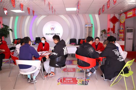 為什么要提前擇校，鎖定春季班名額？